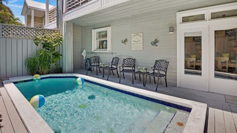 Welcome to AMERICANA TROPICALE...