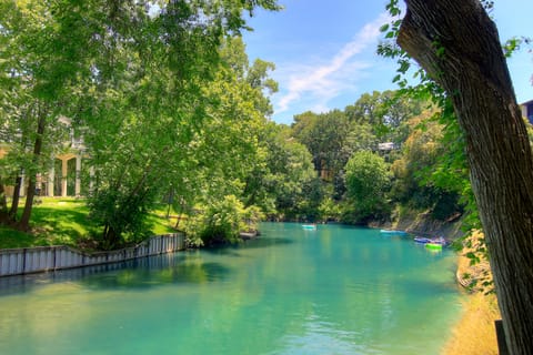 Comal river