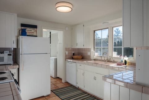 102 Olympic Lodge Rd - Deer Harbor Orcas Island Washington - 15