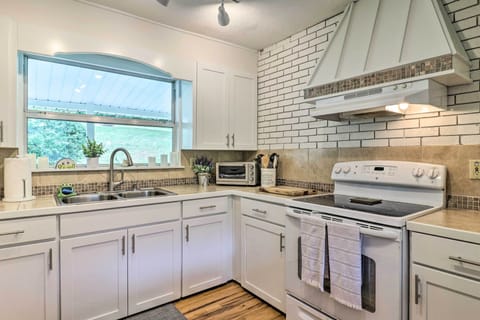 Kitchen | Toaster Oven