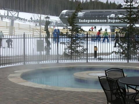 Spend an Evening or Afternoon in a Circular Hottub ON the Slopes!