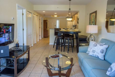 Komplett renoviert Inside. Gulf View Condo. Great Value! apartment in Treasure Island