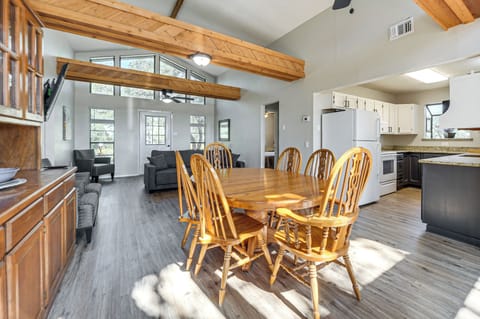 Interior | Free WiFi