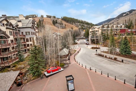 Gorgeous view of the aspen groves and slopes from the deck.