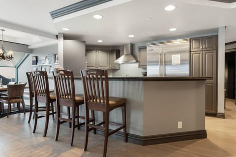 Kitchen with Bar Seating for 4