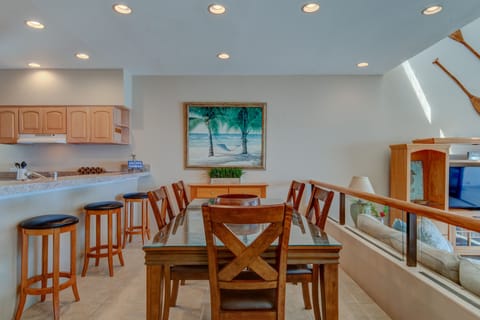 Dining Area - Dining Area