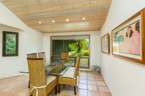 Dining Area - Dining Area