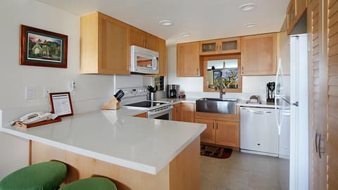 Hanalei Bay Resort #8102 - Fully Equipped Kitchen - Parrish Kauai