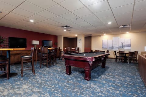 Durango Mountain Club - 2nd Floor - Bar, restaurant and game room