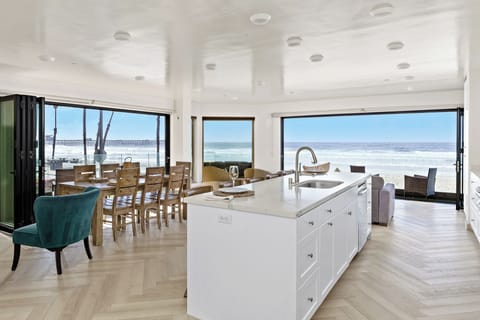 702-Strand-Unit2-Residential-Photography-SandKasl-Imaging-San-Diego-Residential-Hospitality-Photography-1