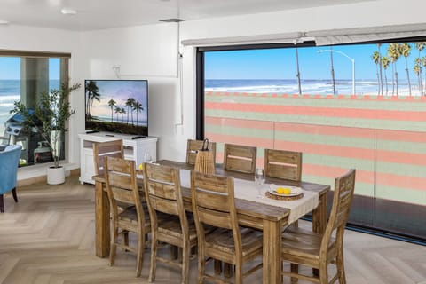 702-Strand-Unit3-Residential-Photography-SandKasl-Imaging-San-Diego-Residential-Hospitality-Photography-5