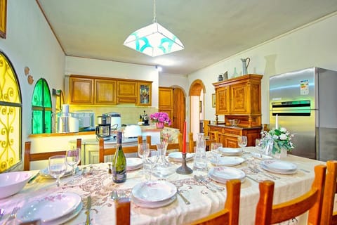 Dining Room, Kitchen