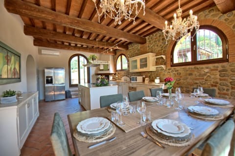 Dining Room, Kitchen