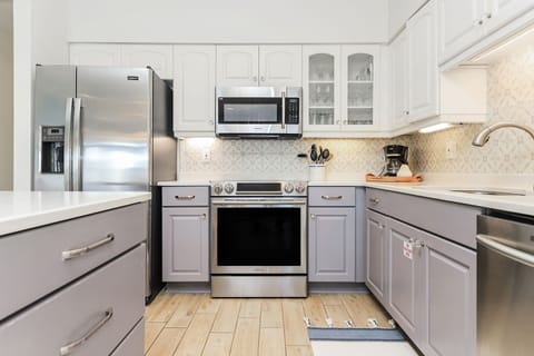B402 Sunset Beach Villa - Seacrest Beach - Kitchen Area