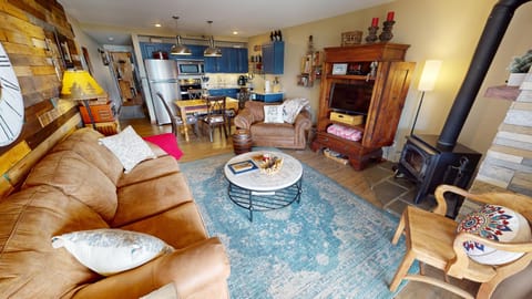 Living Area with Flatscreen, Wood Fireplace - Living Area with Flatscreen, Wood Fireplace