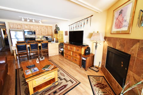 Living Area, Gas Fireplace, Flatscreen - Living Area, Gas Fireplace, Flatscreen