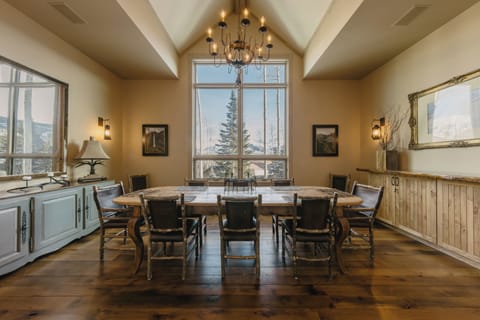 Dining Room - Winter