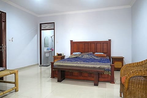 Villa per 8 con piscina privata 4 minuti a piedi dalla spiaggia e locale a tutti Senggigi. Villa in Batu Layar