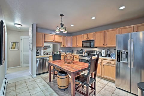 Kitchen | Cooking Basics | Dishware/Flatware