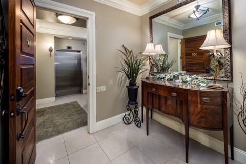 A grand foyer greets every guest with distinctiveness. - Don't forget your SAFE AND PRIVATE entryway to South Beach 501 starting at the elevator which is all yours on the fifth floor- IT'S JUST YOU AND YOURS
