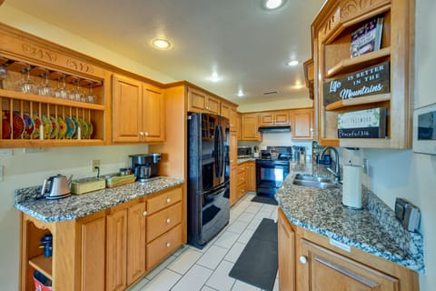 Fully Equipped Kitchen | Cooking Basics