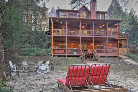 Ellijay Vacation Rental | 5BR | 3.5BA | 3,350 Sq Ft | Stairs Required to Access