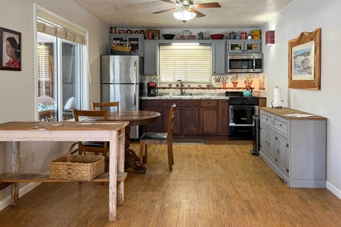 Kitchen | Well-Equipped