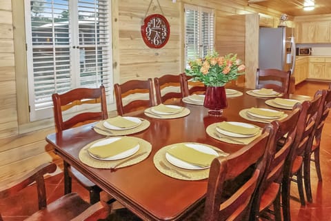 Full dining area with seating for eight