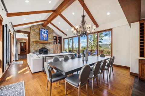 Dining Area - Highlands Hideaway - Breckenridge Vacation Rental