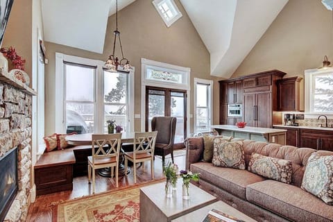 Living Area - Ridge Street Lookout - Breckenridge Vacation Rental