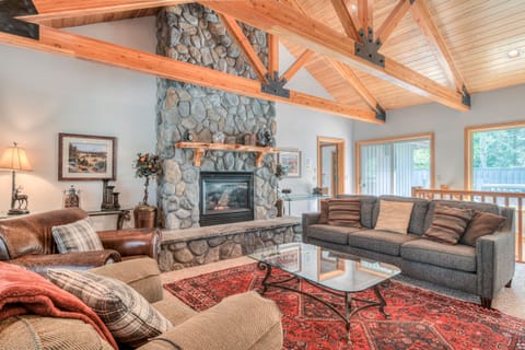 Upstairs living room