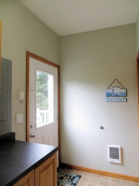 entry way & Laundry room