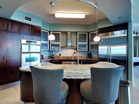 Kitchen - Island Seating
