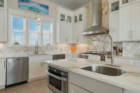 Turquoise by the Gulf - Luxury Crystal Beach Vacation Rental House with Private Pool and Beach View in Destin, FL - Five Star Properties Destin/30A