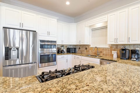 Casa Di Amore - Kitchen