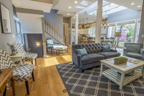 Main level | Living Room