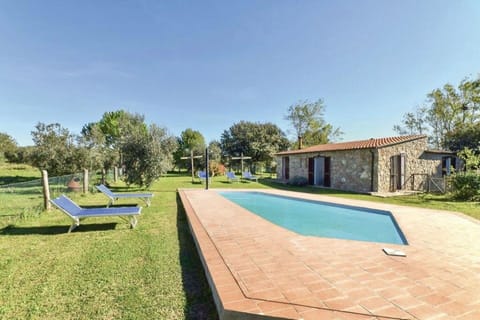 Building Exterior, Garden, Outdoor, Pool