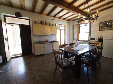 Dining Room, Kitchen