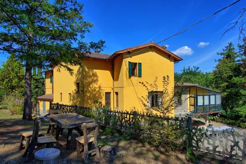 Building Exterior, Garden