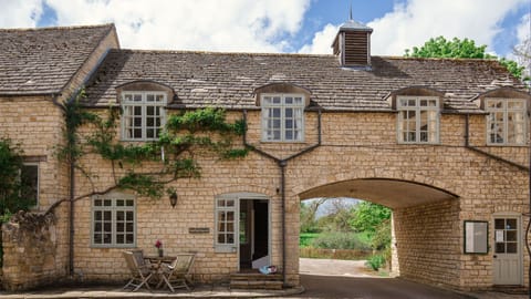 Lord High Admiral at Sudeley Castle, Bolthole Retreats