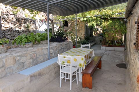 Terrace 2