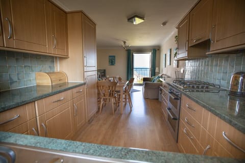 A fully equipped kitchen for self catering