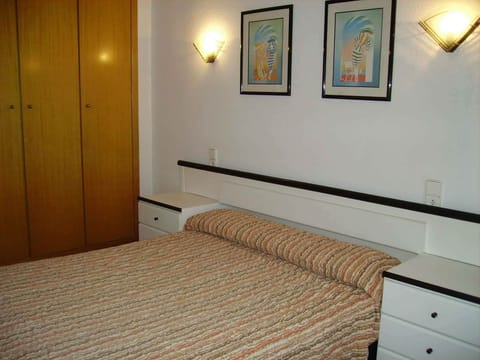 1 bedroom, iron/ironing board