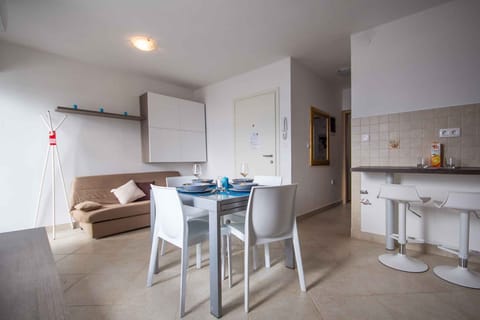 living/bedroom