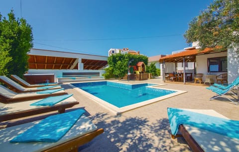 pool