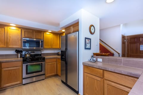 Kitchen - Main Level