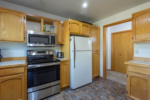 Kitchen - Main Level