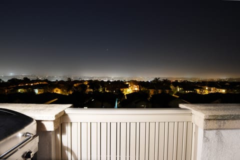 And here's your View!