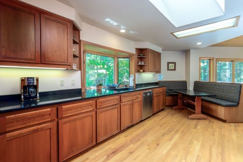 Kitchen - Main Level