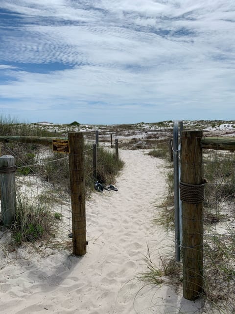 Beach nearby, sun loungers, beach towels